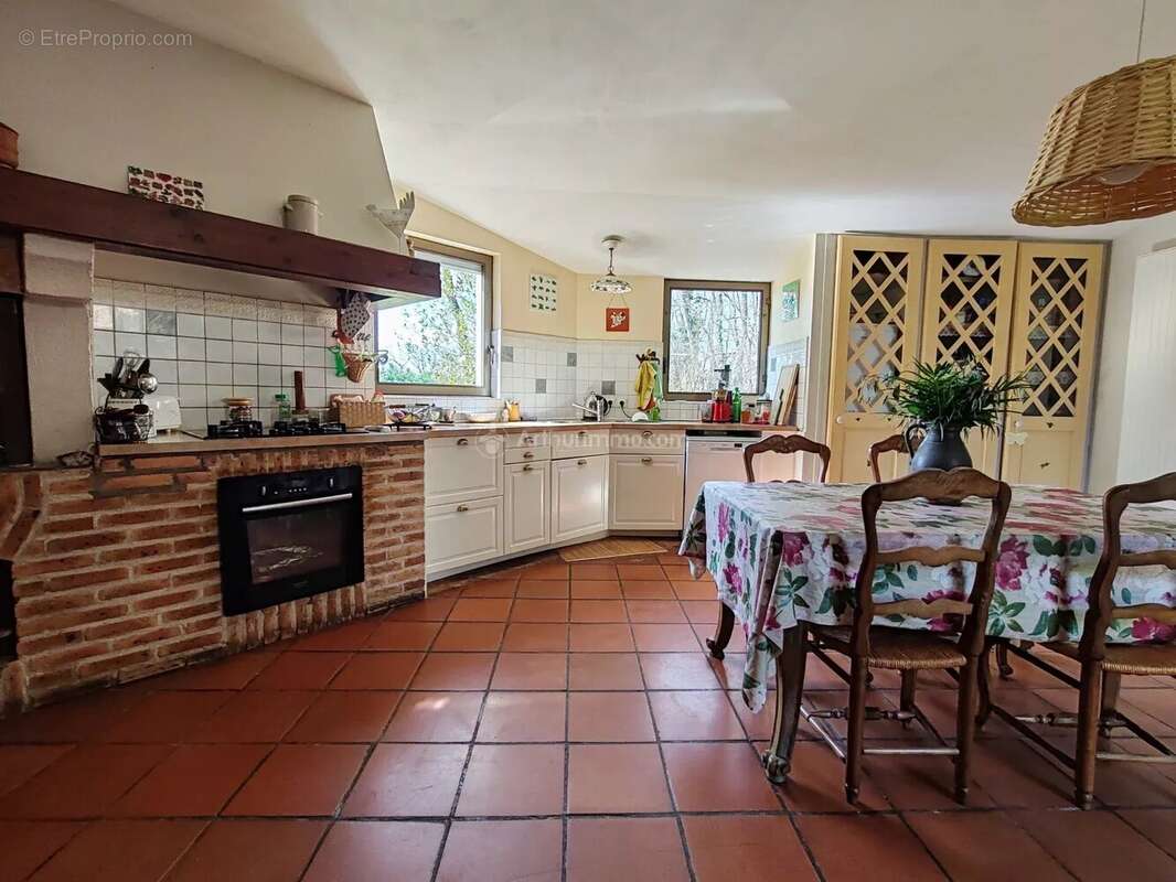 Maison à CADALEN