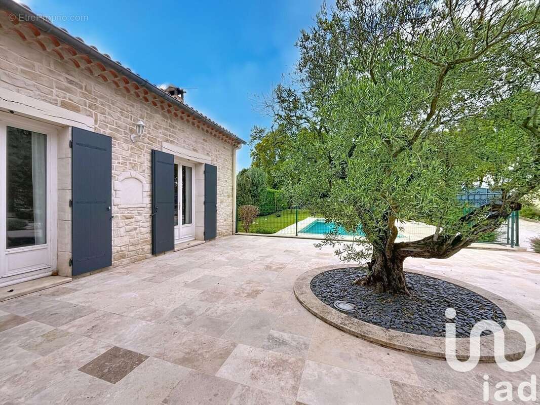 Photo 2 - Maison à LORIOL-DU-COMTAT