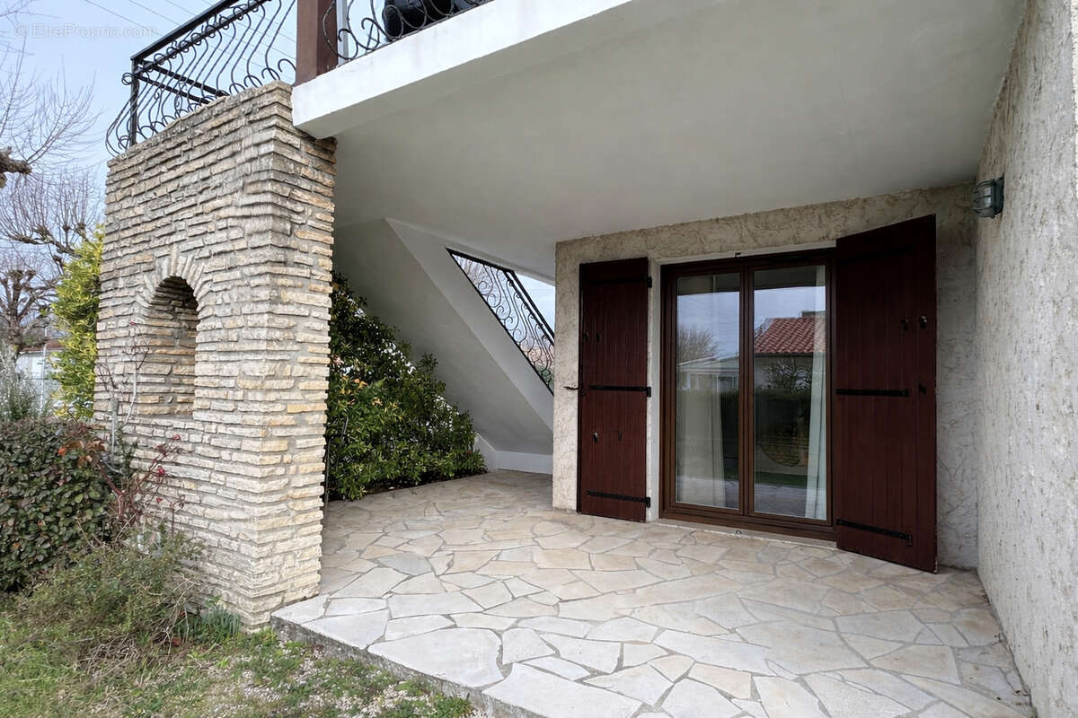 Maison à SAINT-GEORGES-DE-DIDONNE