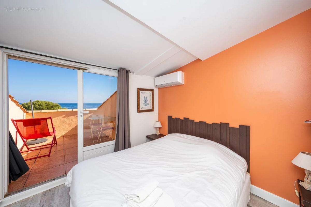 Commerce à ROQUEBRUNE-SUR-ARGENS