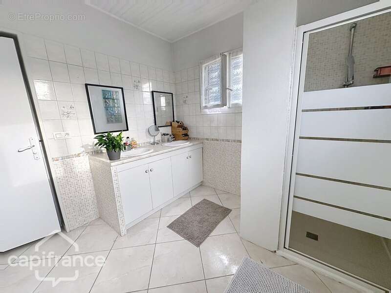 Maison à PAS-DE-JEU