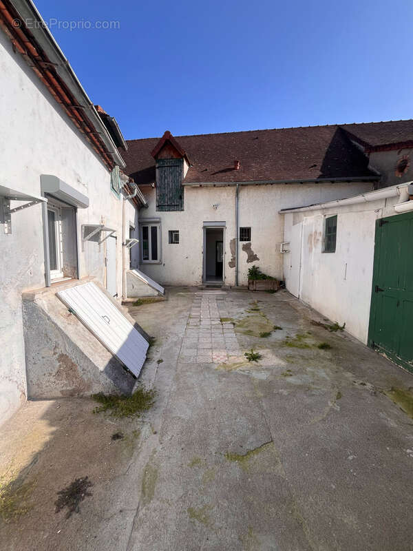 Maison à BESSAY-SUR-ALLIER