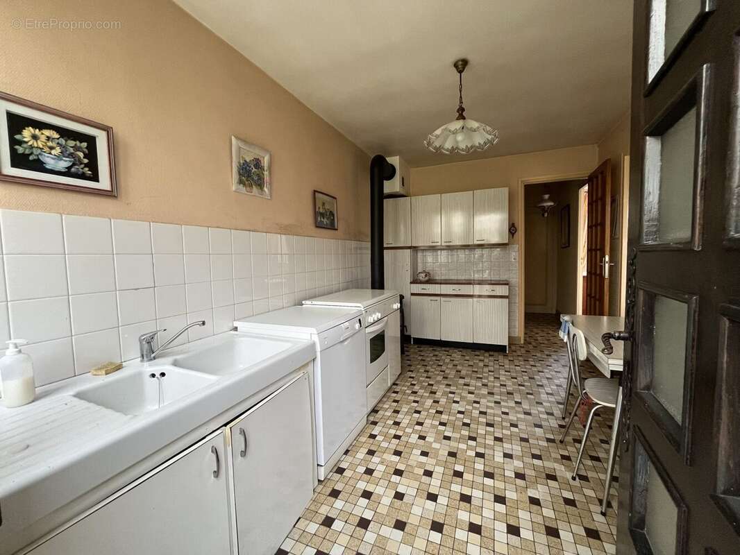 Maison à LAURENAN