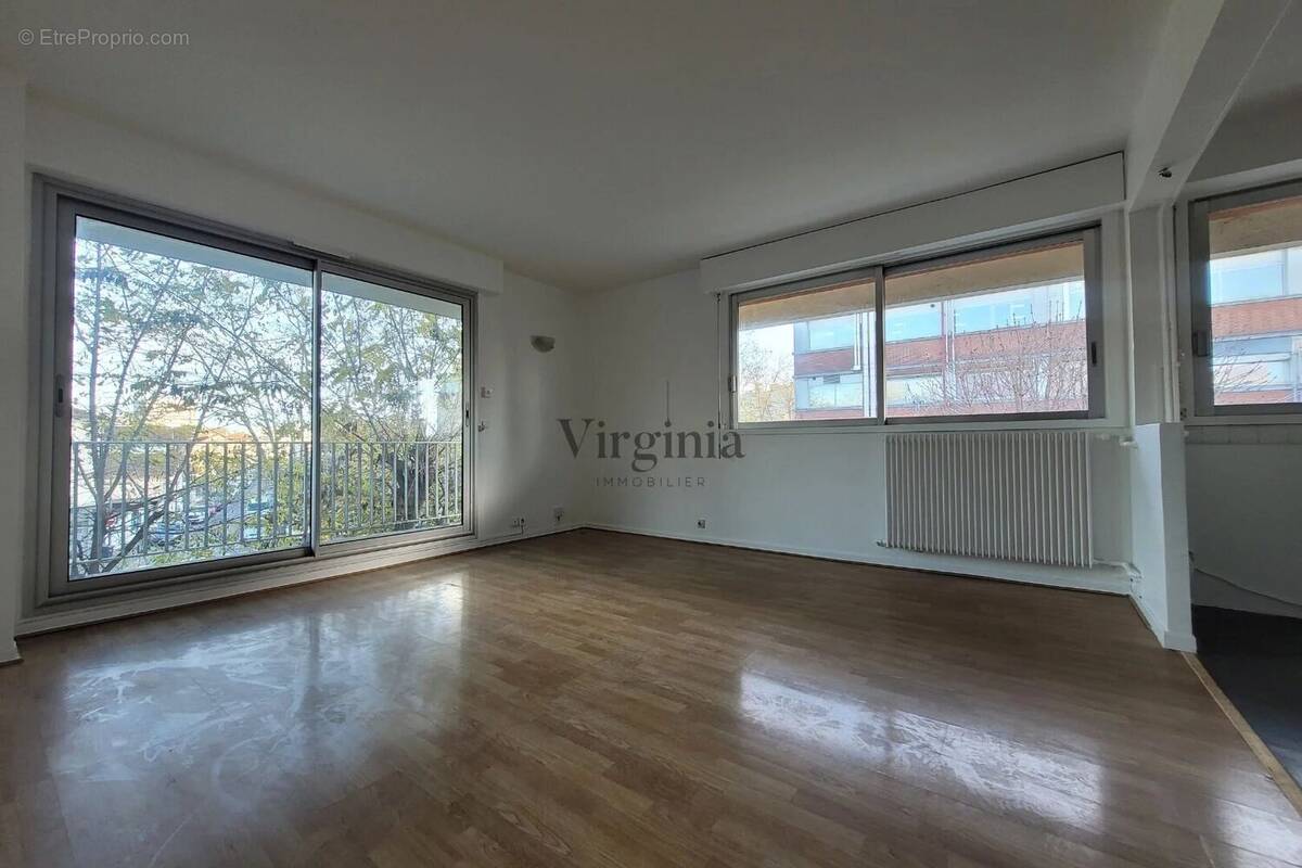 Appartement à MAISONS-ALFORT