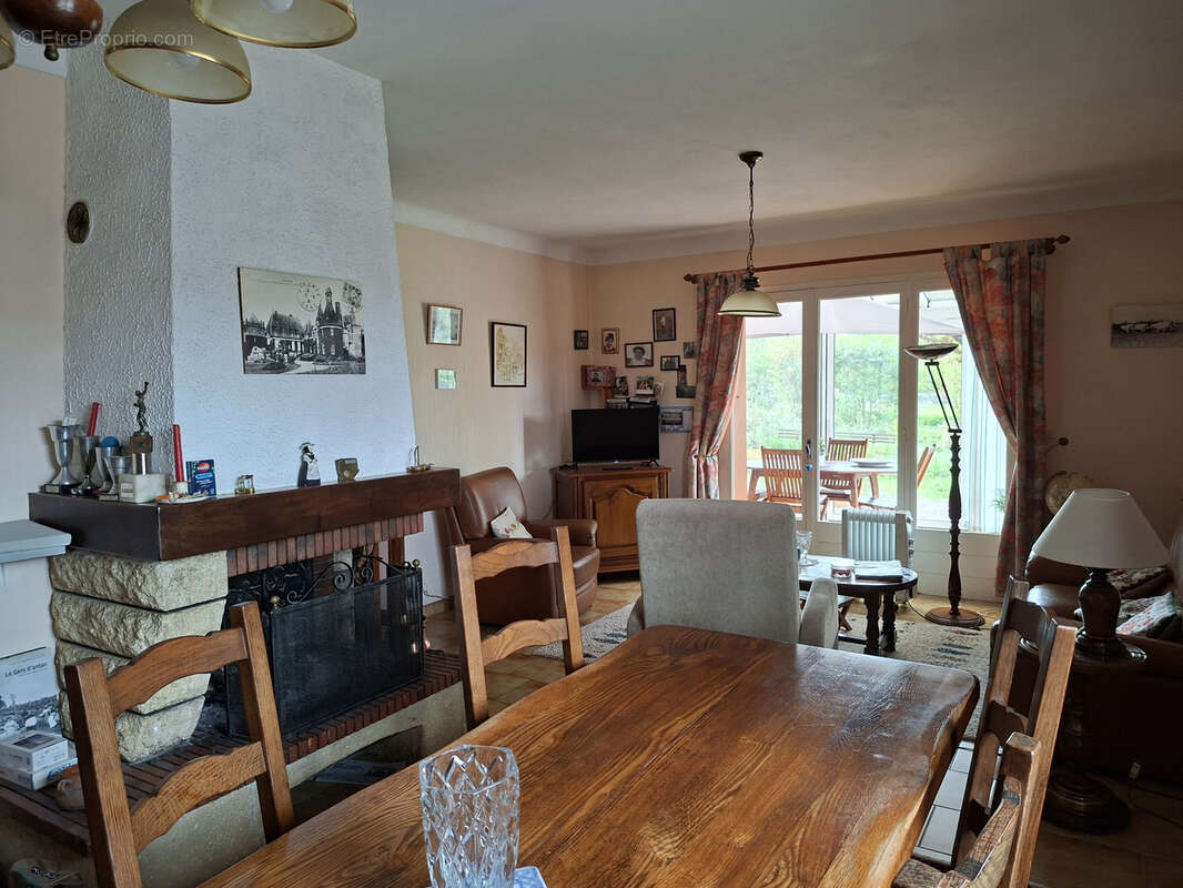 Maison à MIRANDE