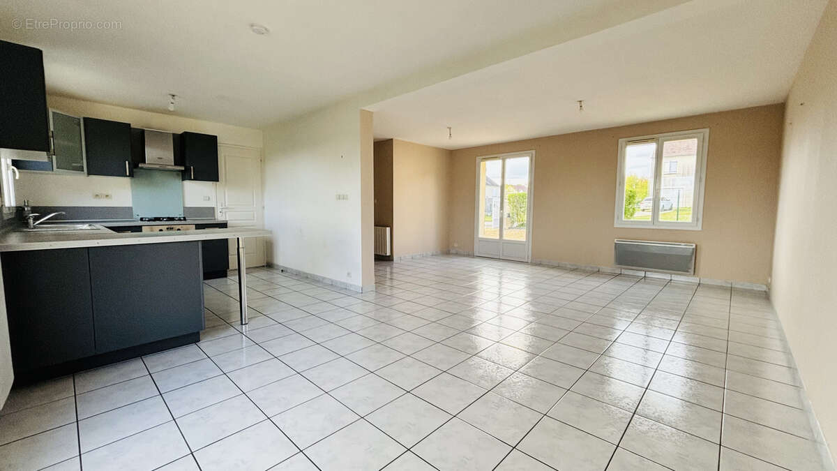 Maison à CHATEAUDUN