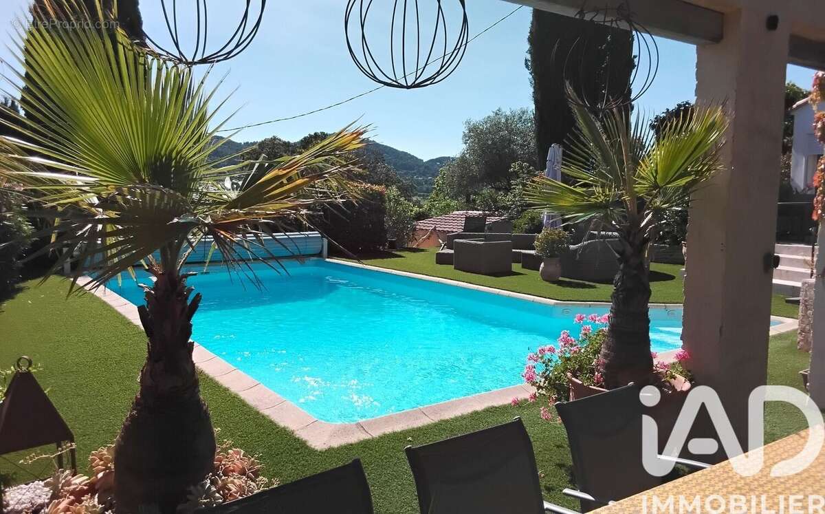 Photo 2 - Maison à LE BEAUSSET