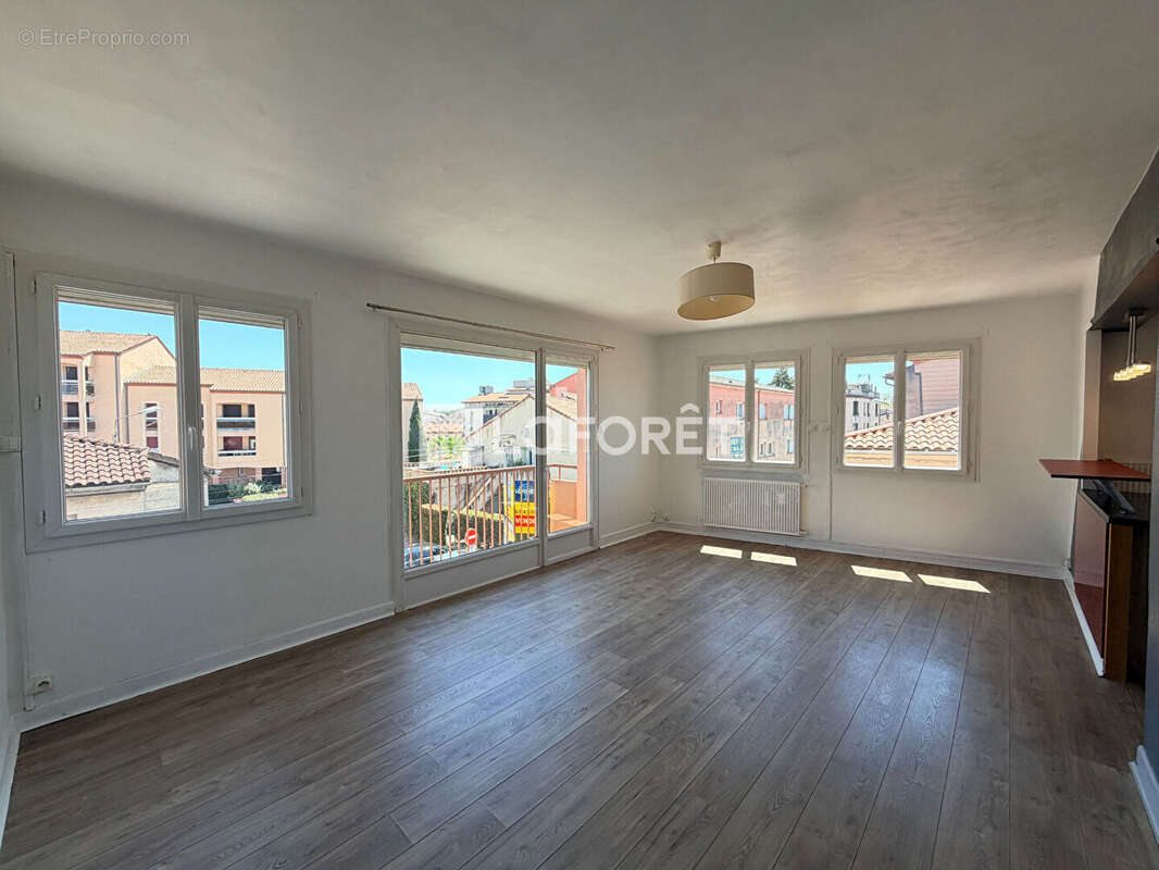 Appartement 73 m² à Albi  - photo 4