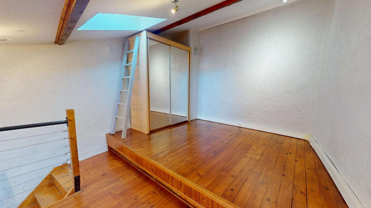 Maison 60 m² à Vals-Pres-Le-Puy  - photo 8