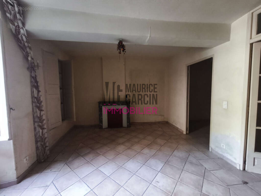 Appartement à CAROMB