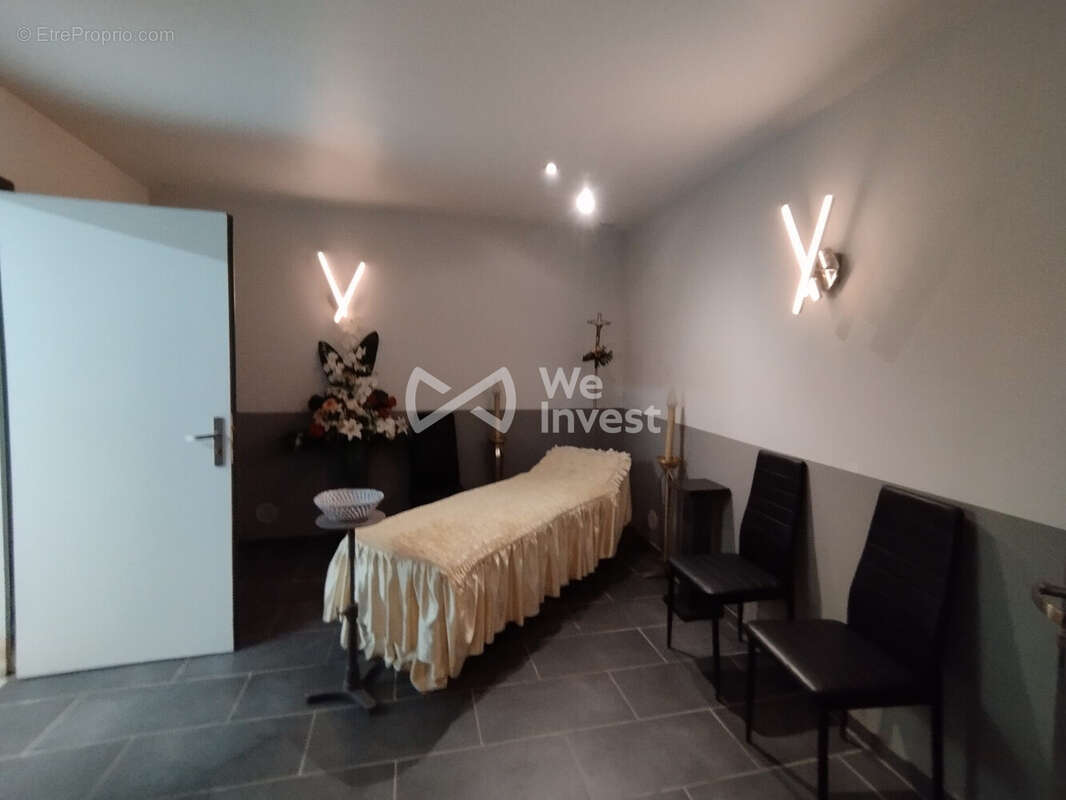 Commerce à MAROILLES