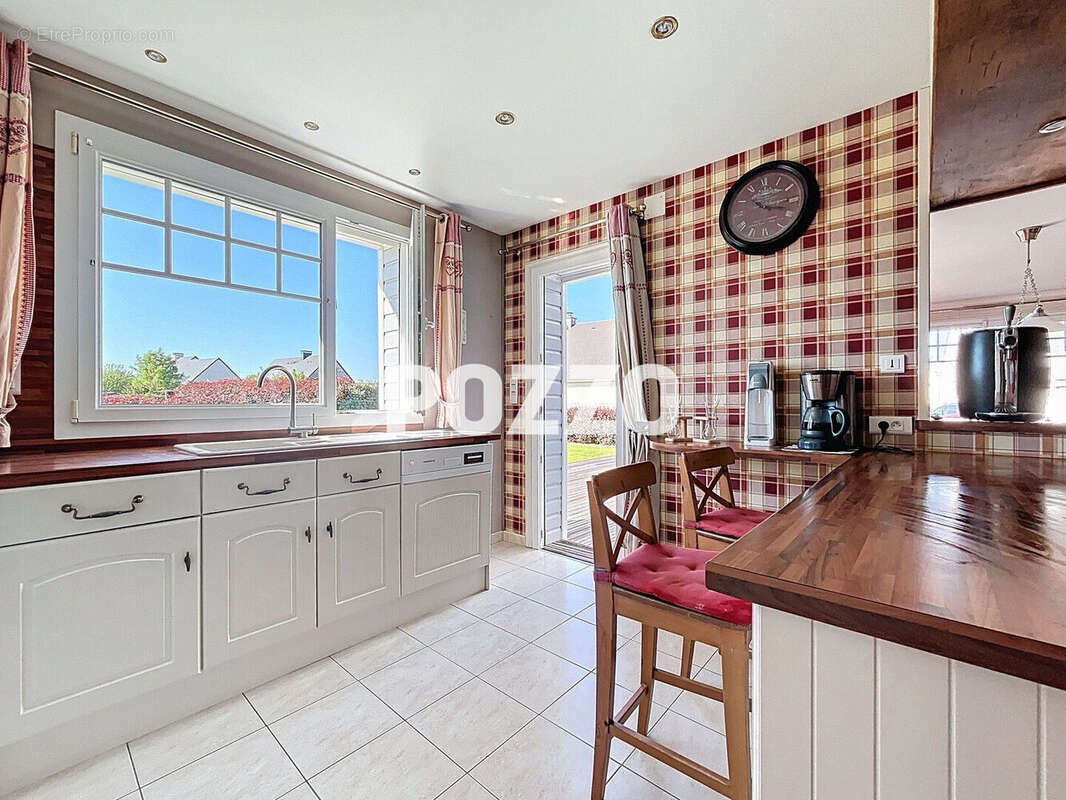 Maison à SAINT-PLANCHERS