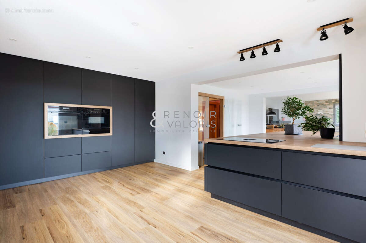 Maison à DOMMARTEMONT