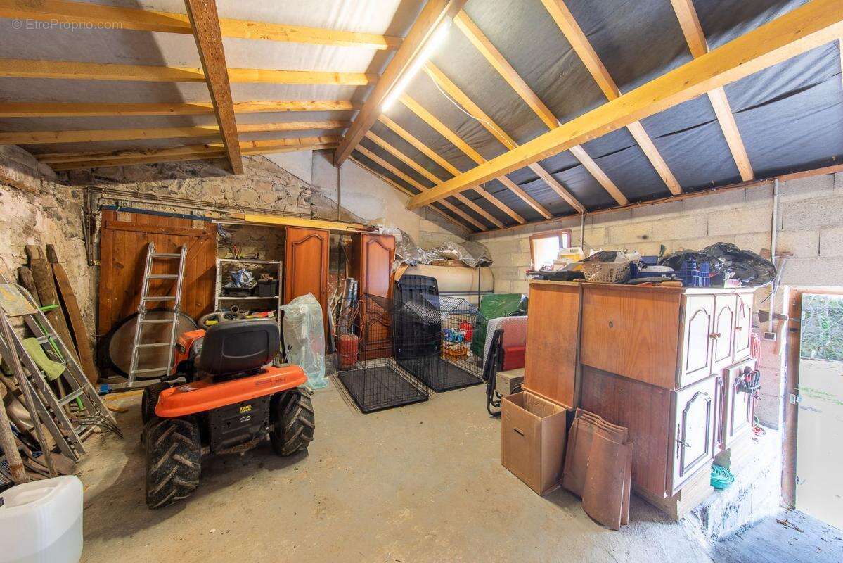 Maison à PIERRECLOS