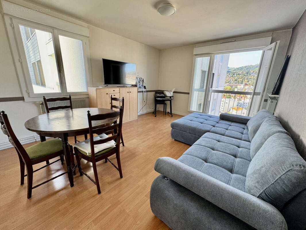 Photo 3 - Appartement à CLERMONT-FERRAND