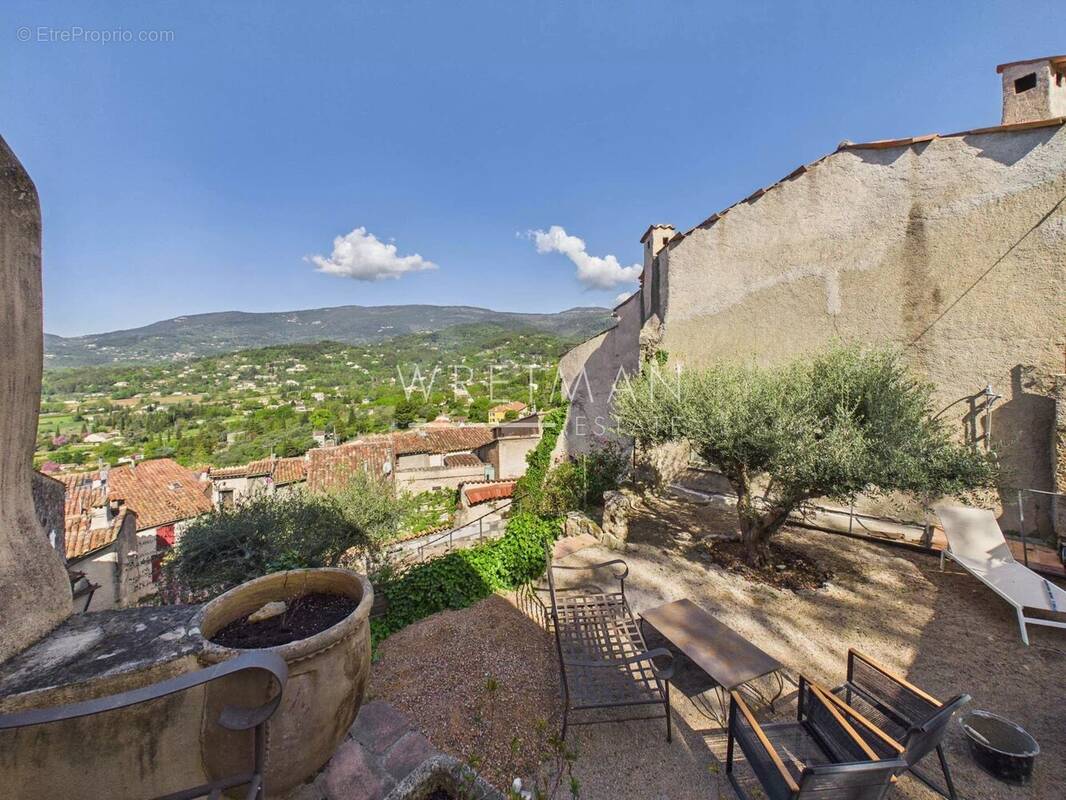 Maison à FAYENCE