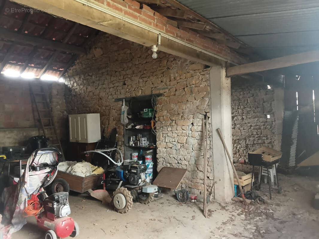 Maison à NERONDES