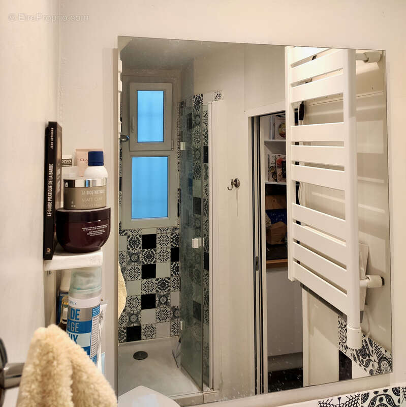 Appartement à PARIS-14E