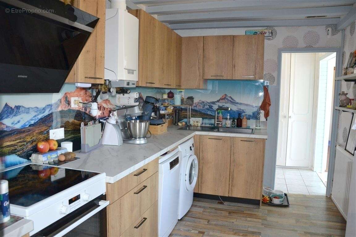 Maison 94 m² à Courmenil  - photo 5