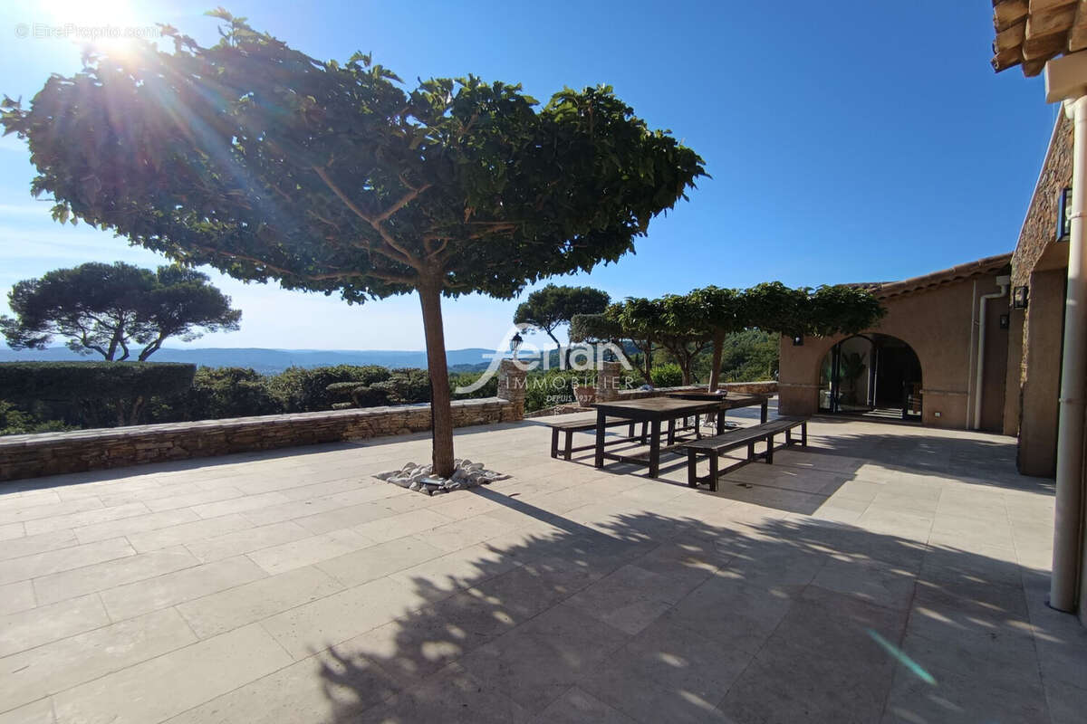 Maison à DRAGUIGNAN