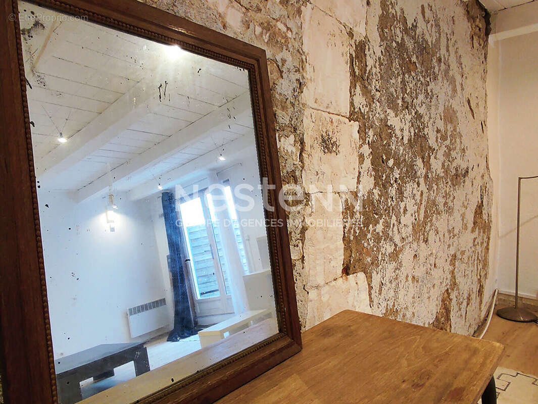 Appartement type studio  La Rochelle hyper centre - photo 5