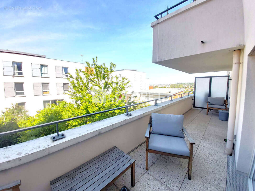 Appartement à VILLEMOMBLE