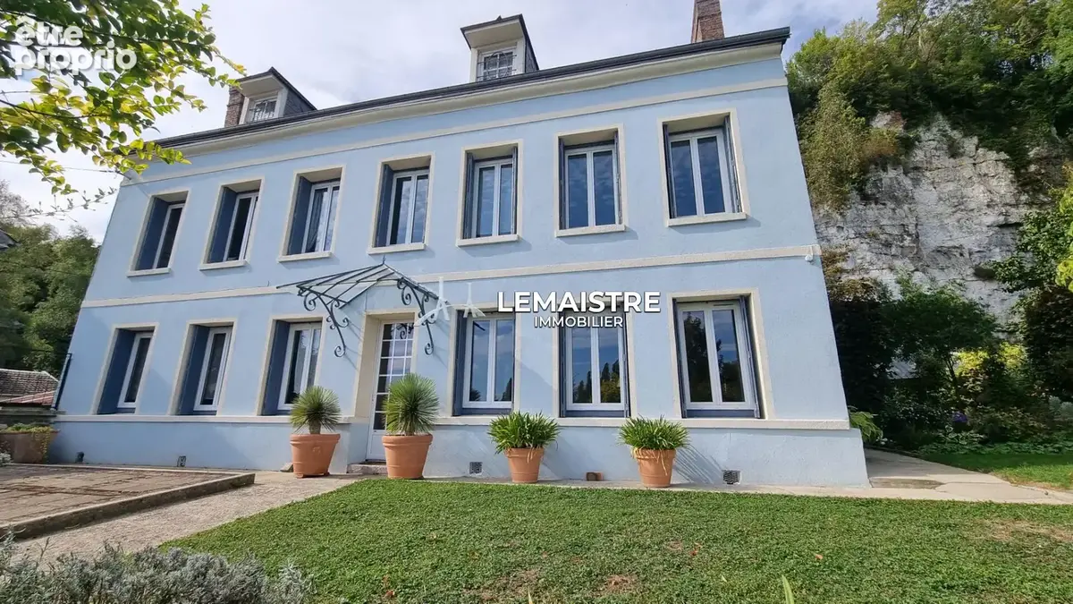 Maison à vendre - Duclair - 160 m² - 4 chambres - Jardin paysager - Centre-ville - photo 4