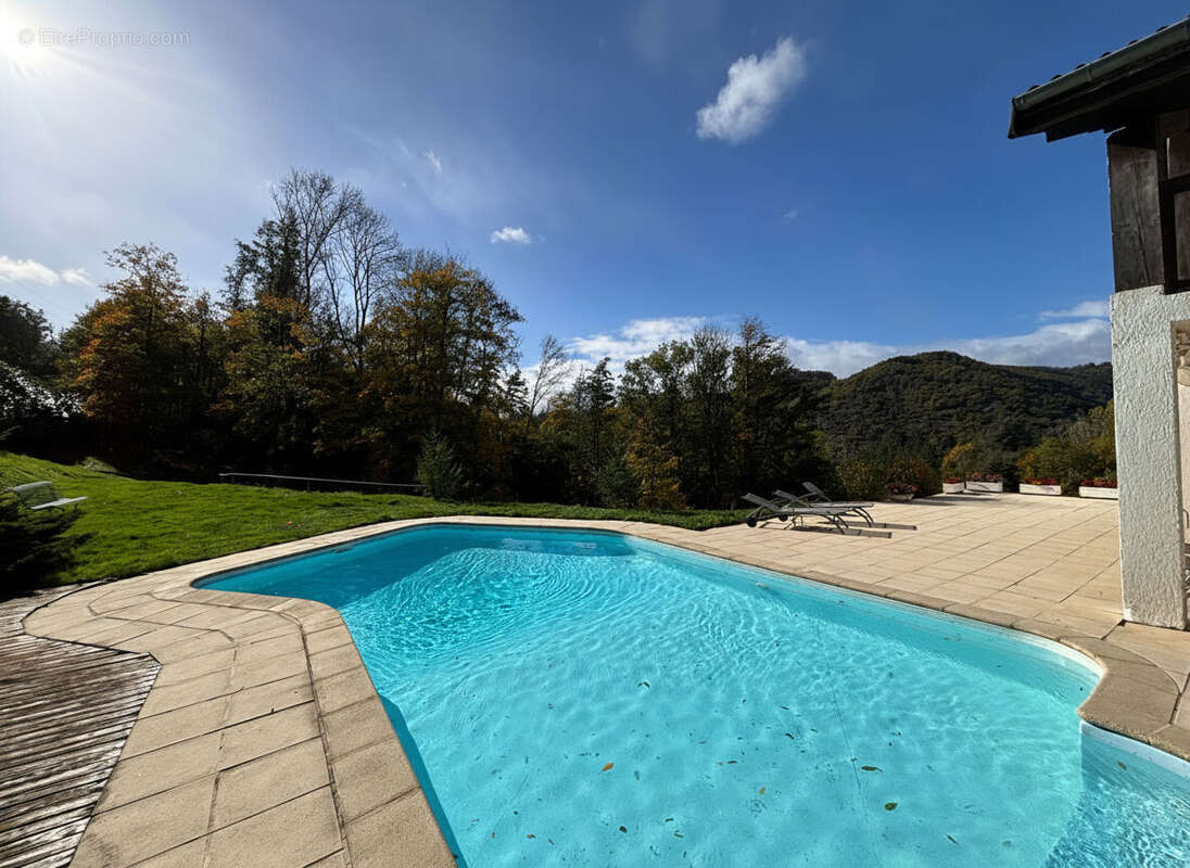 Photo 2 - Maison à SAINT-PAUL-EN-CORNILLON