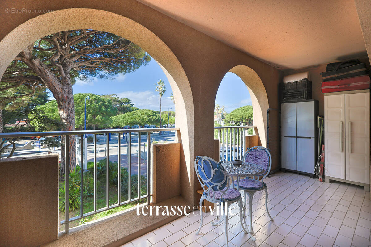 Appartement à HYERES