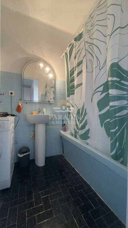Salle de bain - Appartement à NICE