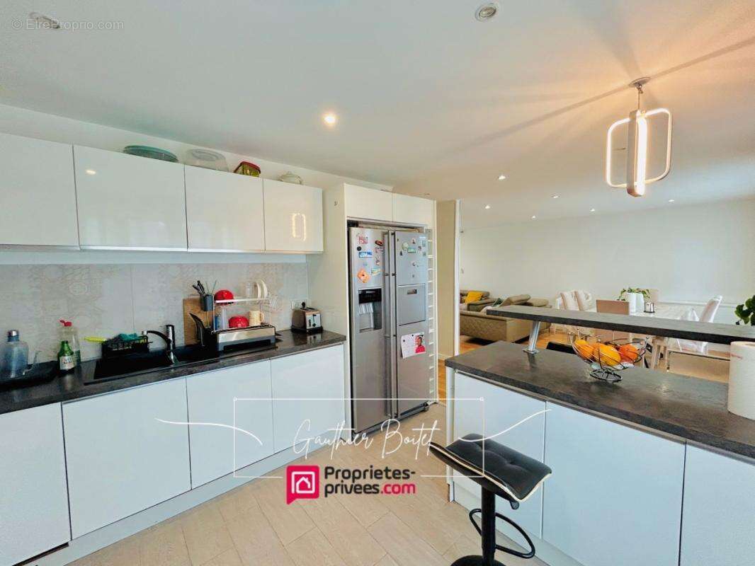 Maison à FONTENAY-TRESIGNY