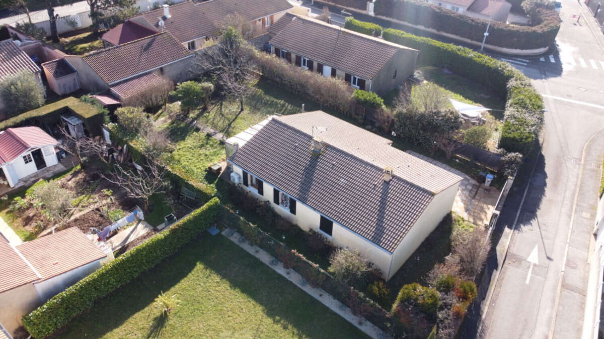 Maison à BOURG-LES-VALENCE