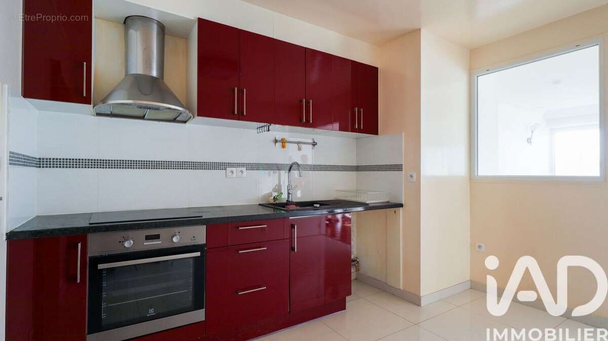 Photo 9 - Appartement à GENNEVILLIERS