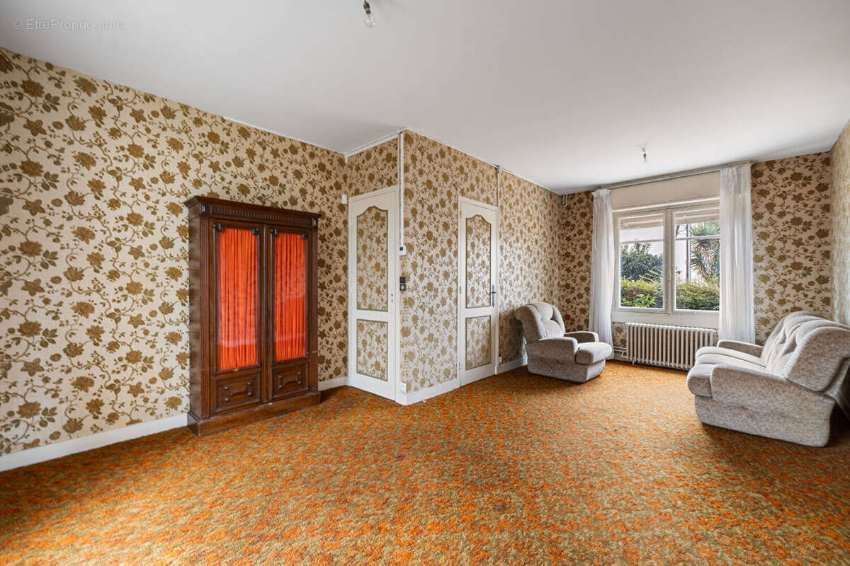 Maison à VILLENAVE-D'ORNON