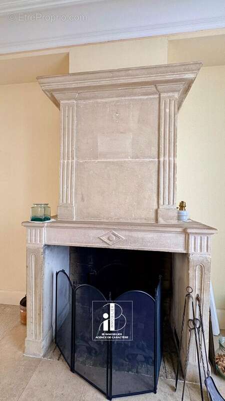 Maison à FONTAINEBLEAU