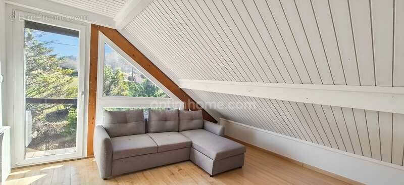 Maison à PLANCHER-BAS