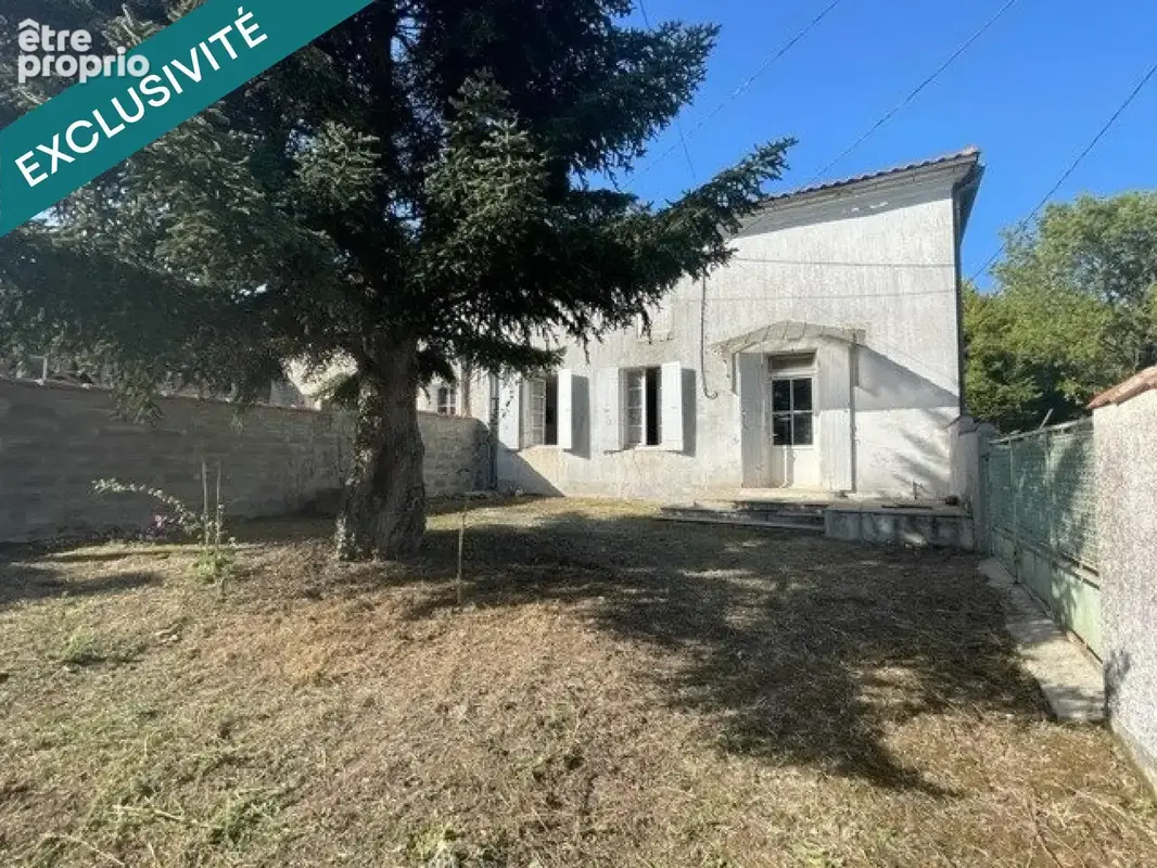 Photo 1 - Maison à LOIRE-SUR-NIE