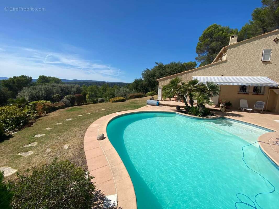 Maison à LORGUES
