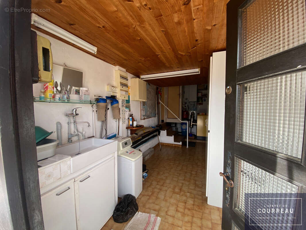 Maison à COURNONTERRAL