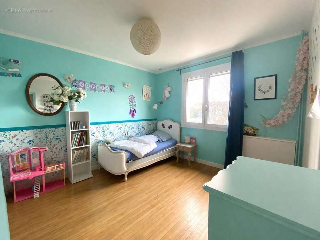 chambre 1 - Maison à SAINT-NAZAIRE