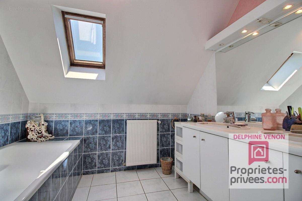 Maison à VITRY-AUX-LOGES