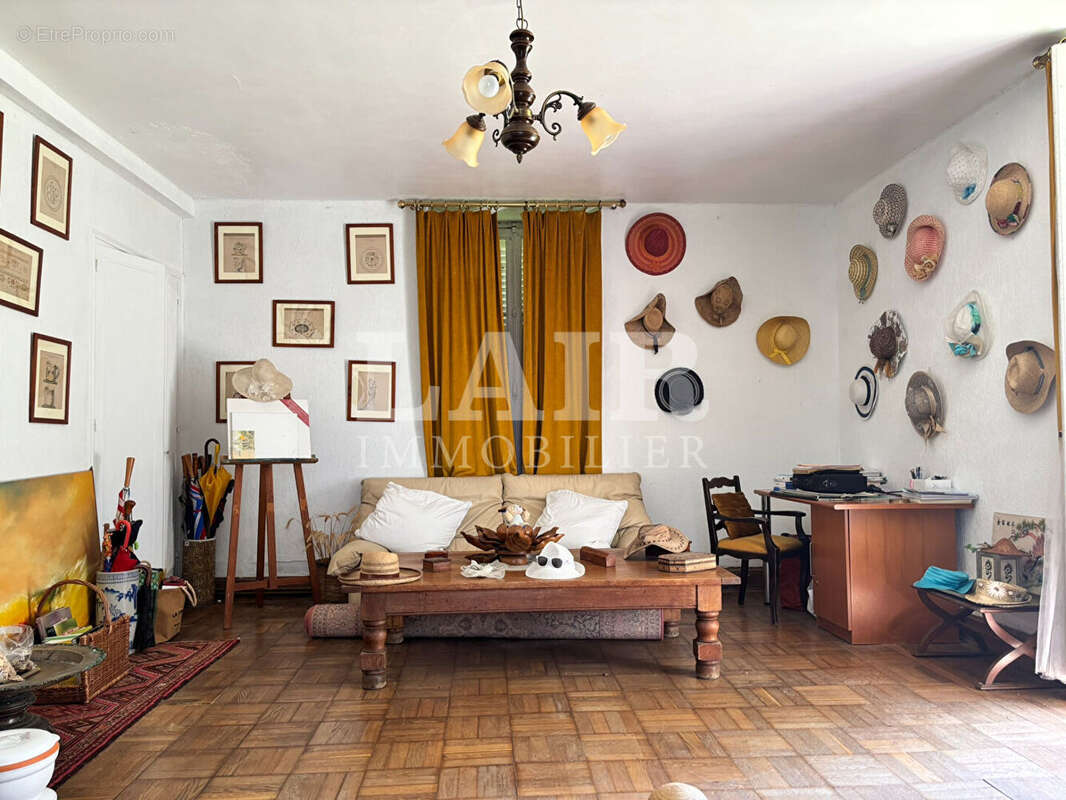 Maison à SAINT-DENIS-SUR-SARTHON