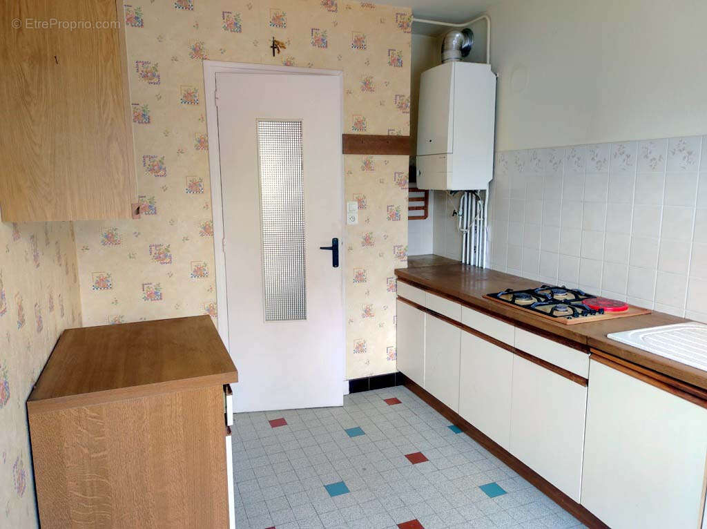 Au centre de Paray le Monial, appartement F3 de 69 m2 - photo 8