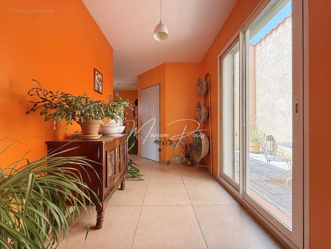 Maison 158 m² à Vinca  - photo 4