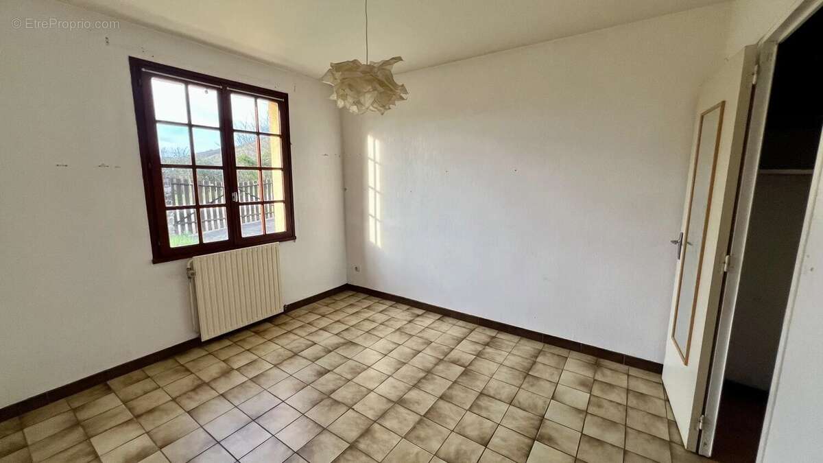 Maison à MONTJOIE-EN-COUSERANS