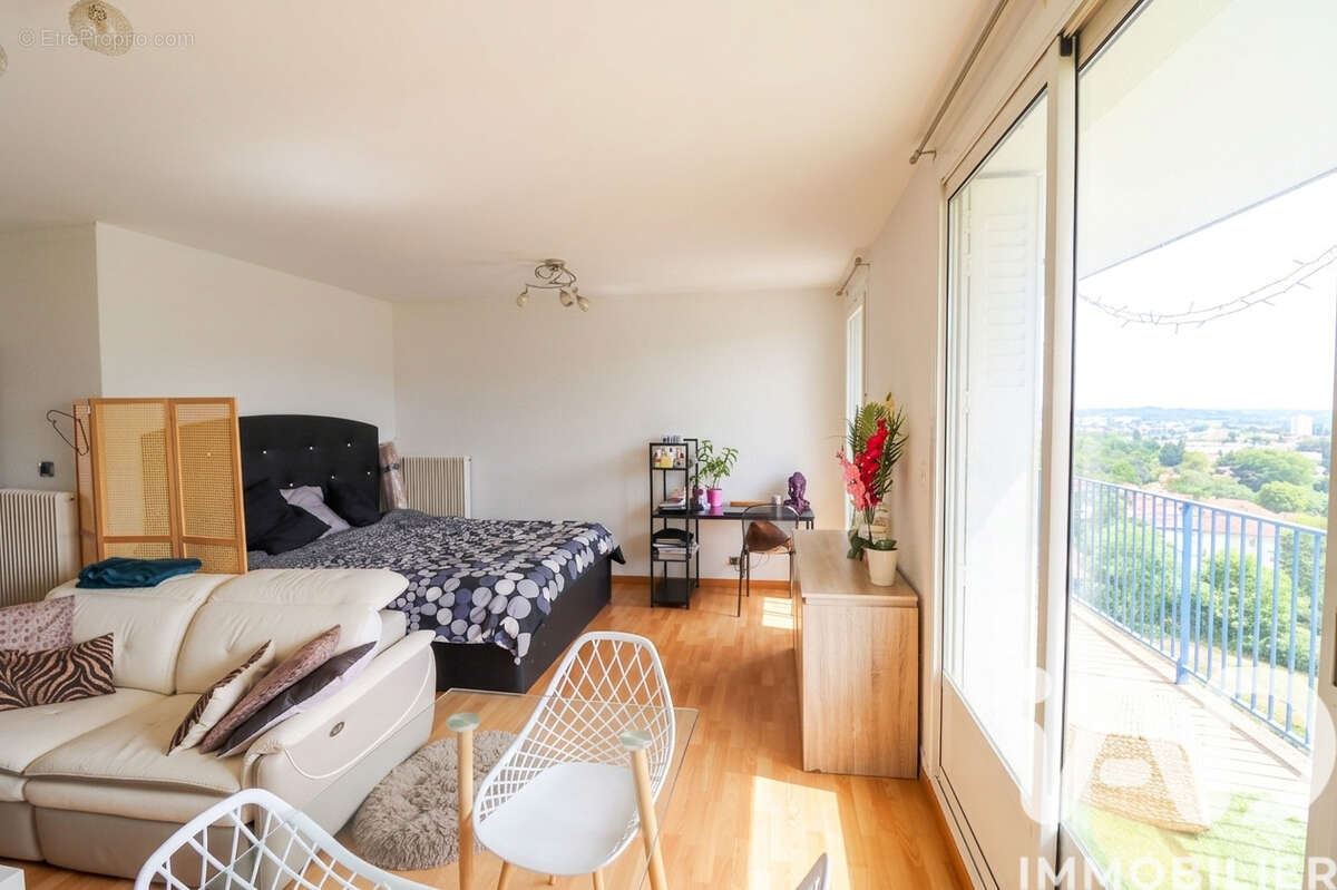 Photo 2 - Appartement à BEAUMONT