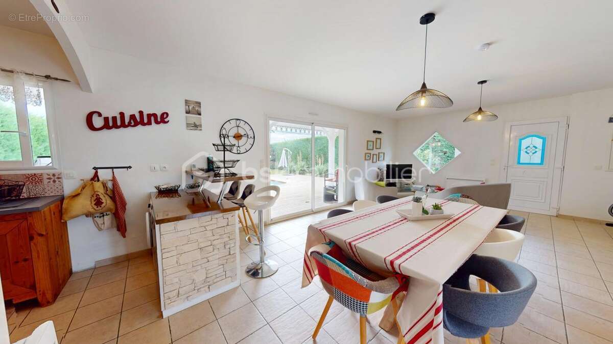 Maison à MIOS