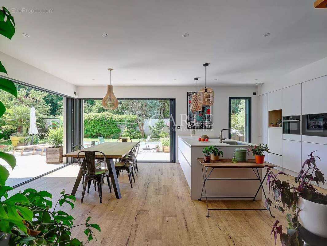 Maison à JONAGE