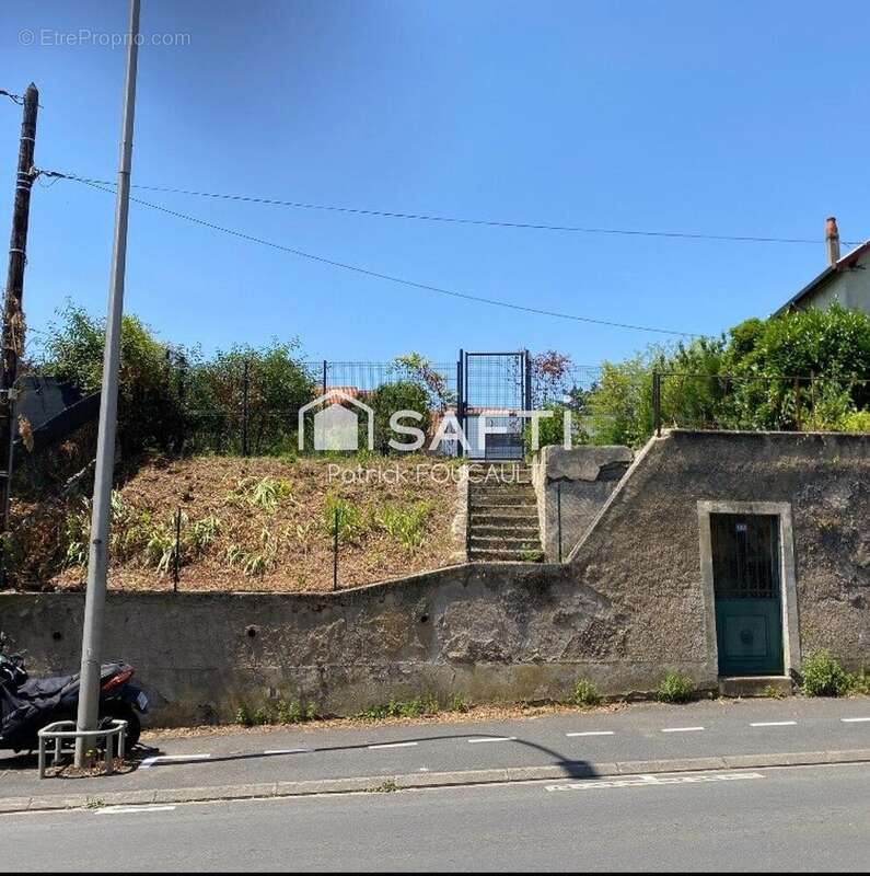 Photo 3 - Terrain à POITIERS