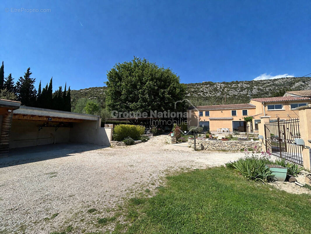 Maison à BEAUMES-DE-VENISE